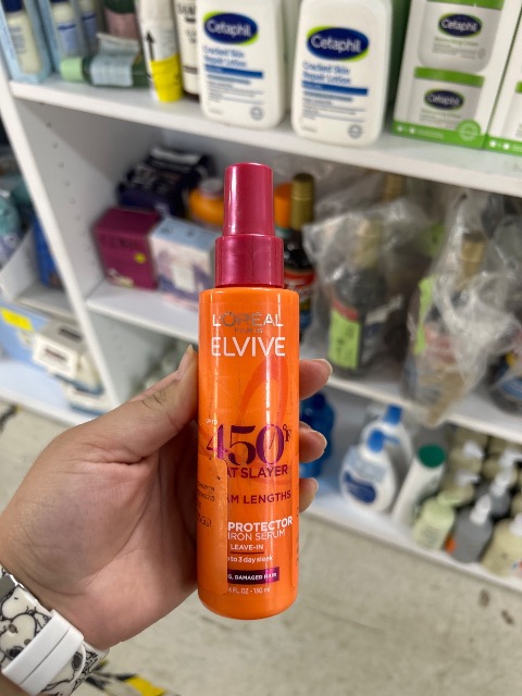 L'Oréal Paris Elvive 450°F Heat Slayer Iron Serum Leave-In